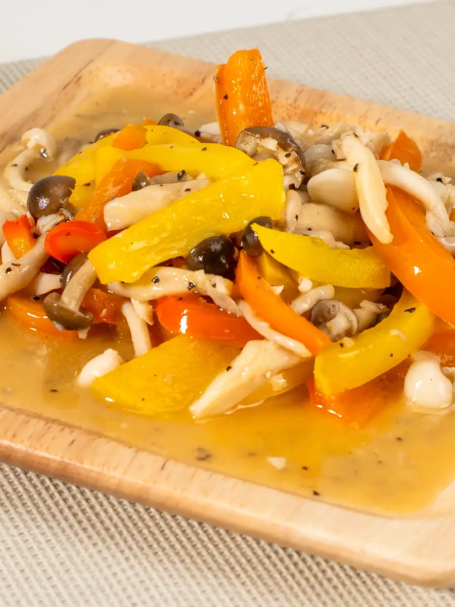 zhenxiang-vacuum-silicone-bag-microwave-bell-pepper-mushrooms